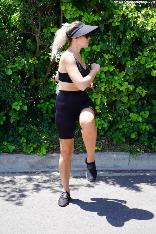 Beverly Hills Beverly Hills Babe Celebrity Beautiful Posing Hot