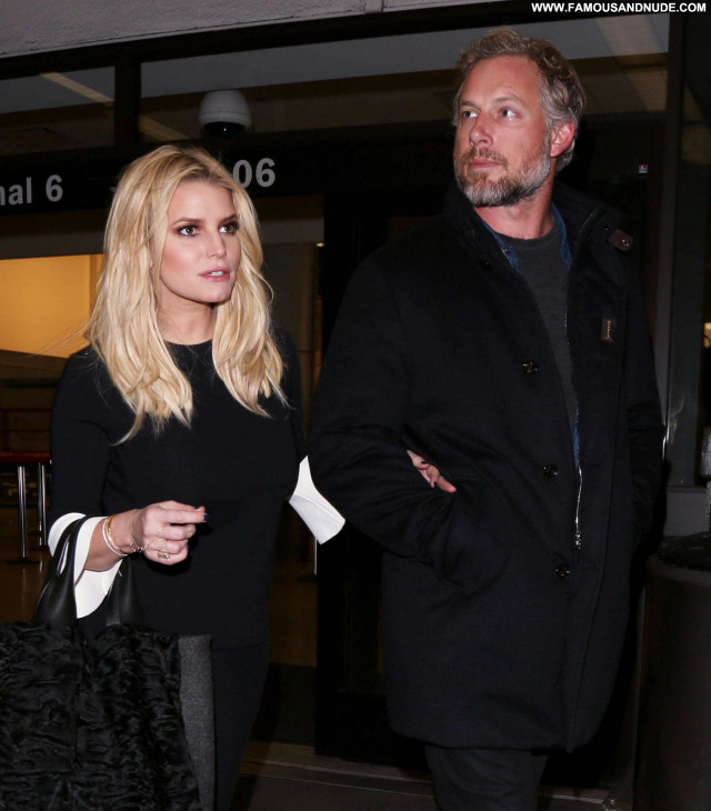 Jessica Simpson Lax Airport Celebrity Beautiful Paparazzi Lax Airport