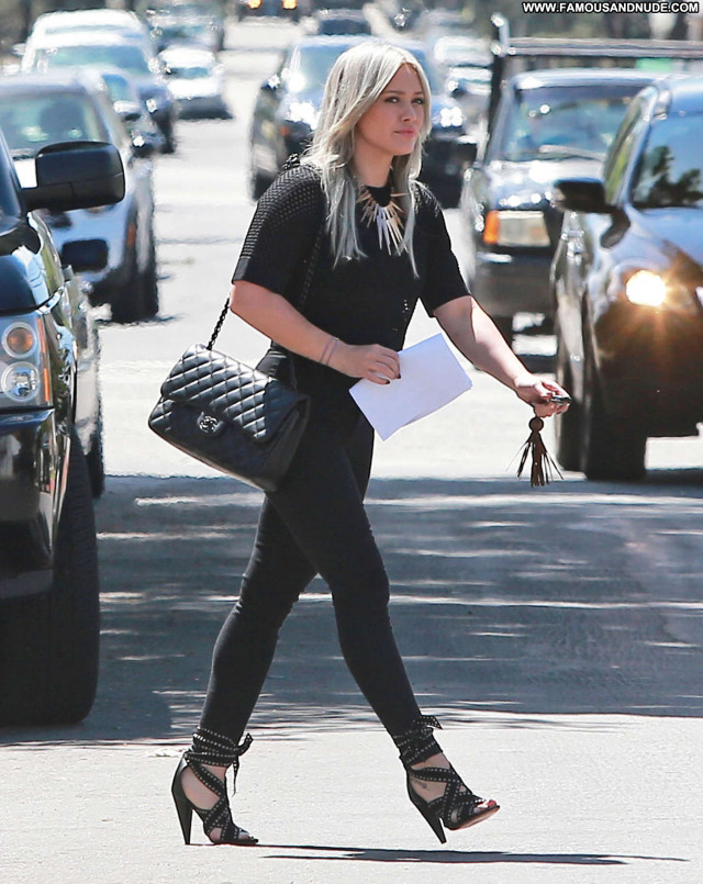 Hilary Duff No Source Celebrity Beautiful Babe Paparazzi Posing Hot