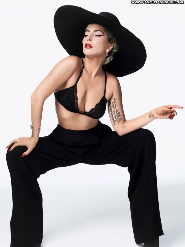 Lady Gaga No Source Beautiful Sexy Babe Celebrity Posing Hot