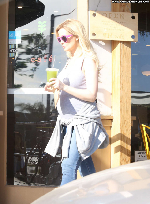 Holly Madison Los Angeles Paparazzi Posing Hot Beautiful Los Angeles