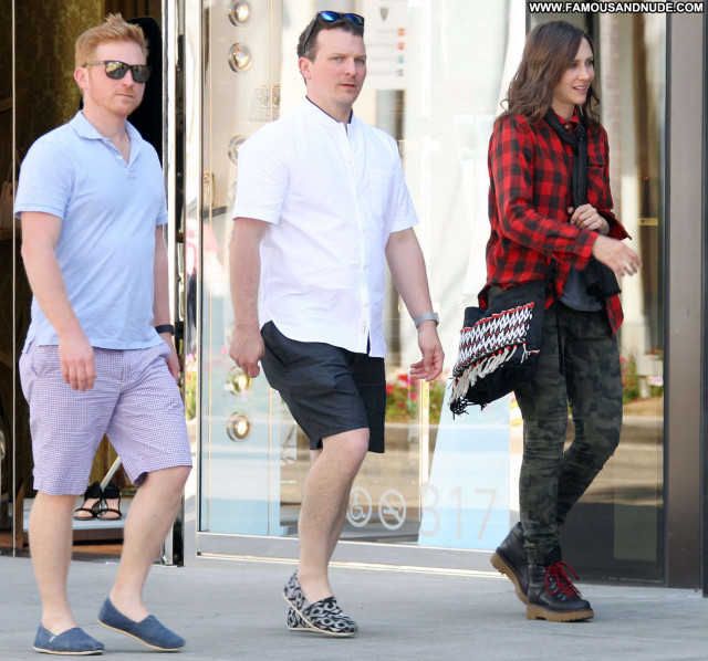 Vera Farming Los Angeles Babe Shopping Beautiful Posing Hot Celebrity