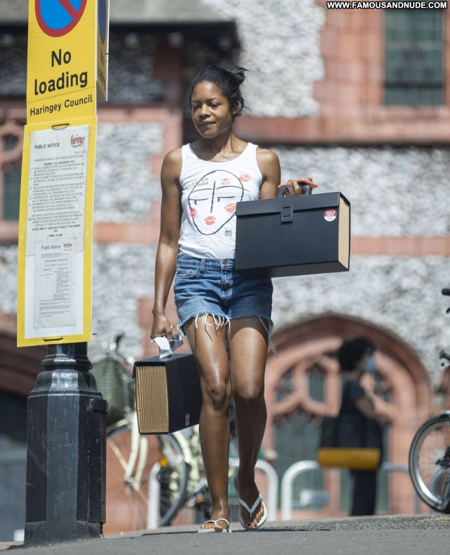 Naomie Harris No Source Beautiful Celebrity Babe Posing Hot Paparazzi