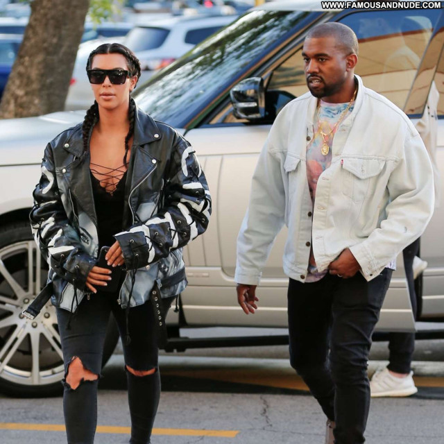 Kim Kardashian No Source Posing Hot Paparazzi Jeans Celebrity Babe
