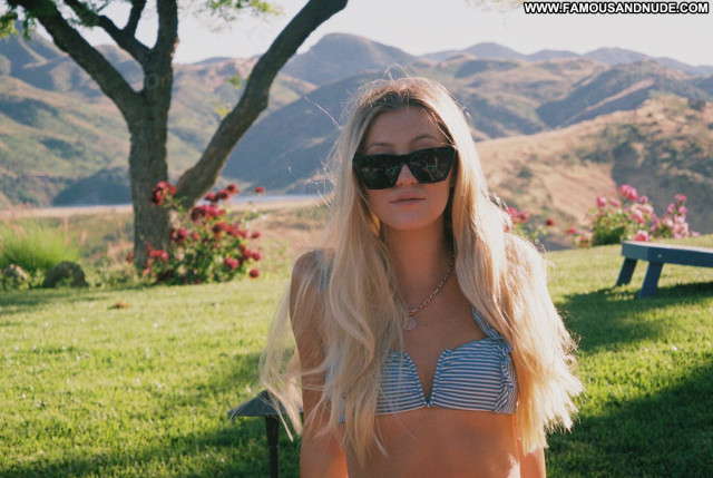 Ava Sambora No Source Paparazzi Posing Hot Beautiful Babe Celebrity