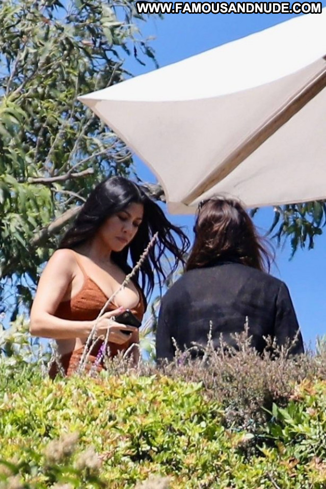 Kourtney Kardashia Reality Show Paparazzi Beautiful Babe Celebrity