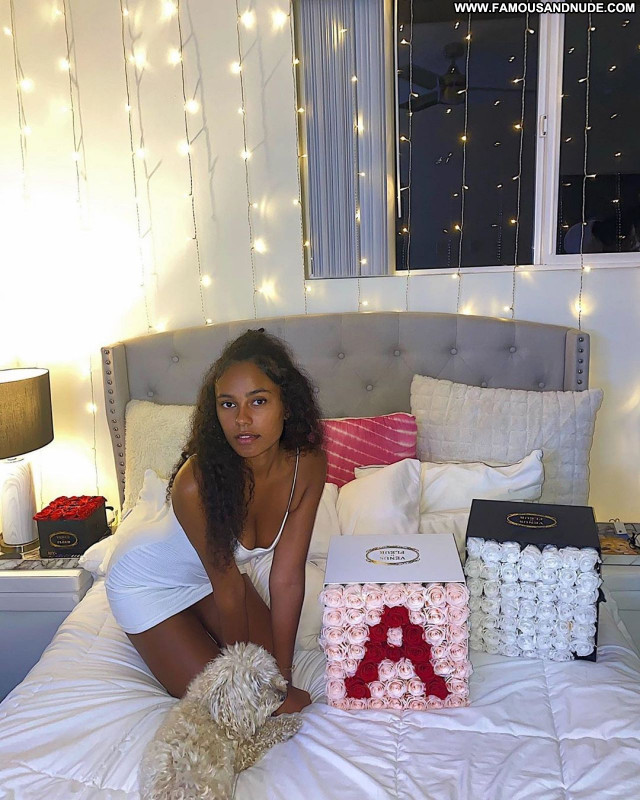 Ava Dash No Source Celebrity Posing Hot Sexy Beautiful Babe