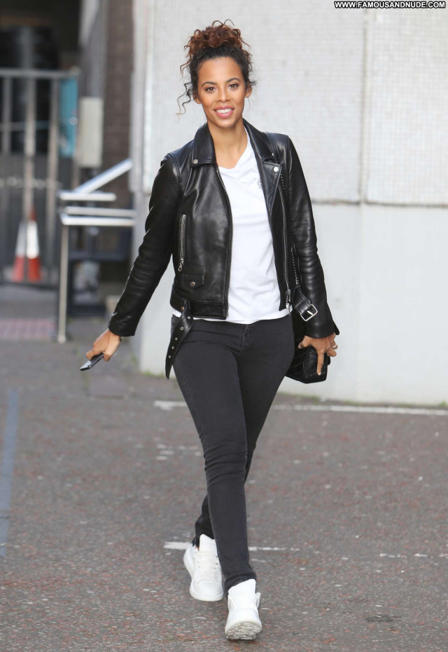 Rochelle Humes No Source Beautiful Celebrity Paparazzi Posing Hot Babe