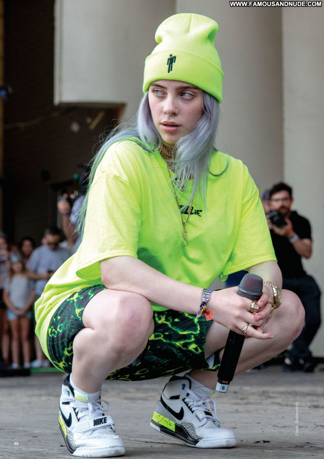 Billie Eilish No Source Sexy Celebrity Beautiful Babe Posing Hot