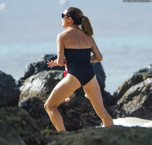 Natalie Pinkham No Source Posing Hot Celebrity Black Swimsuit Babe